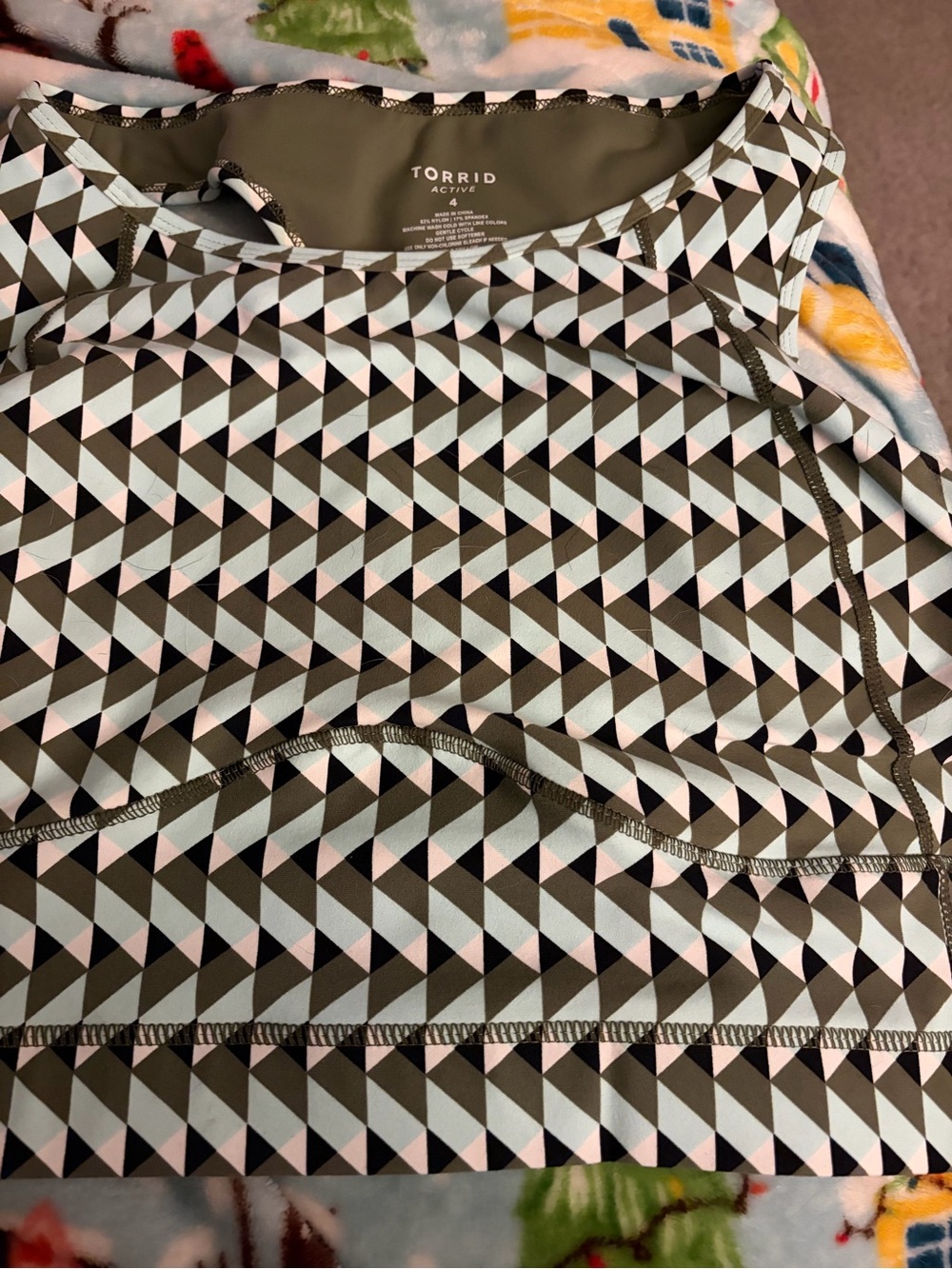 Torrid Geometric Active Bra and Leggings Set